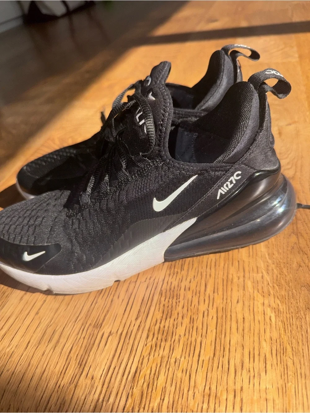 Nike Black and White Womens Sneakers, size 7.5 US